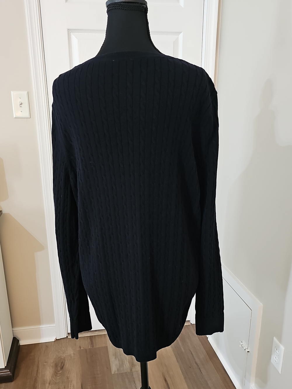 Sweater - Picture 10 of 16